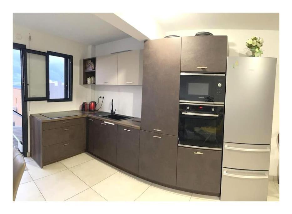 Appartamento Le 136 Belle Vue Le Gosier  Esterno foto